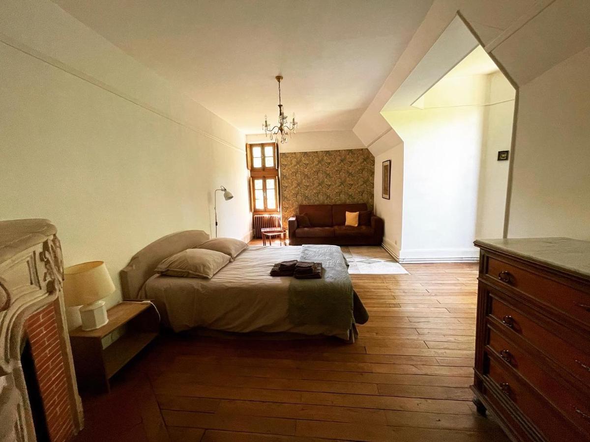 Meunet-Planches Parc De Lesseps Bed & Breakfast エクステリア 写真
