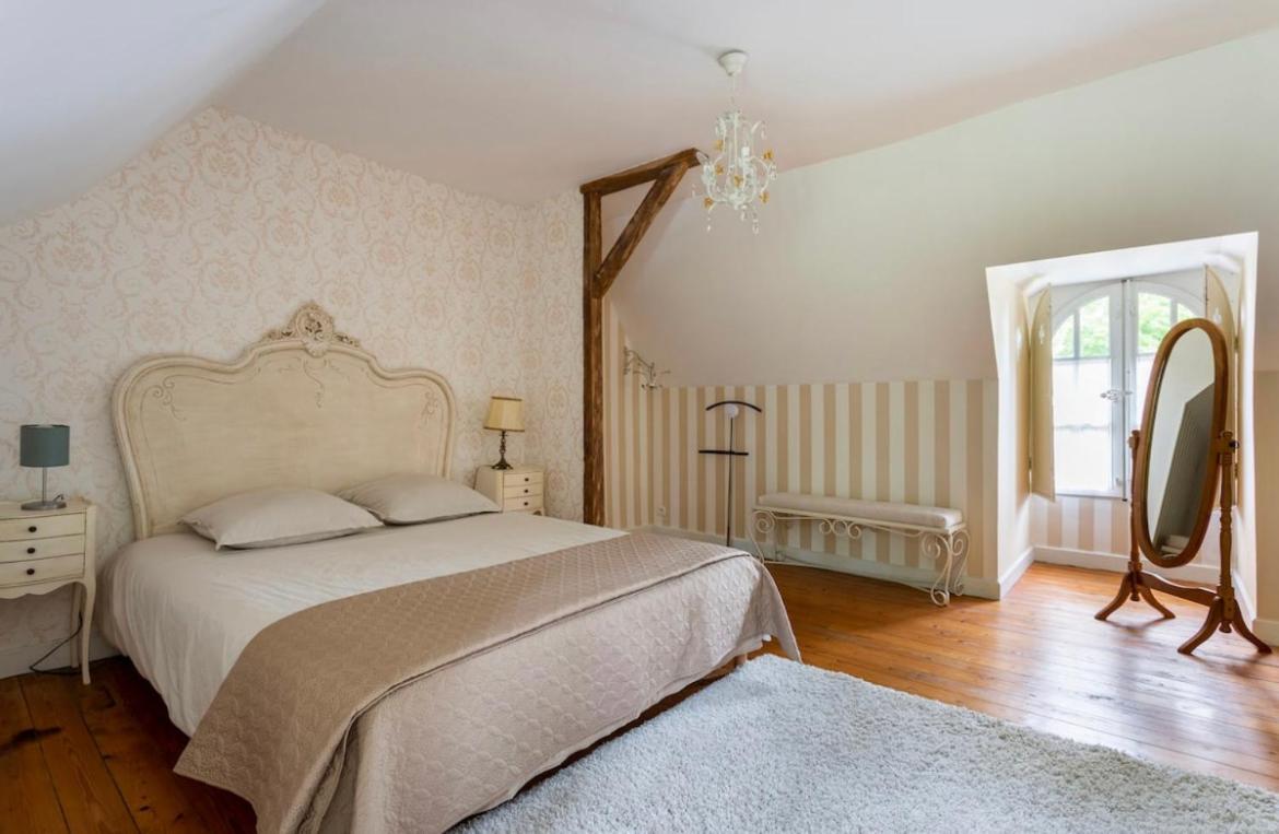 Meunet-Planches Parc De Lesseps Bed & Breakfast エクステリア 写真