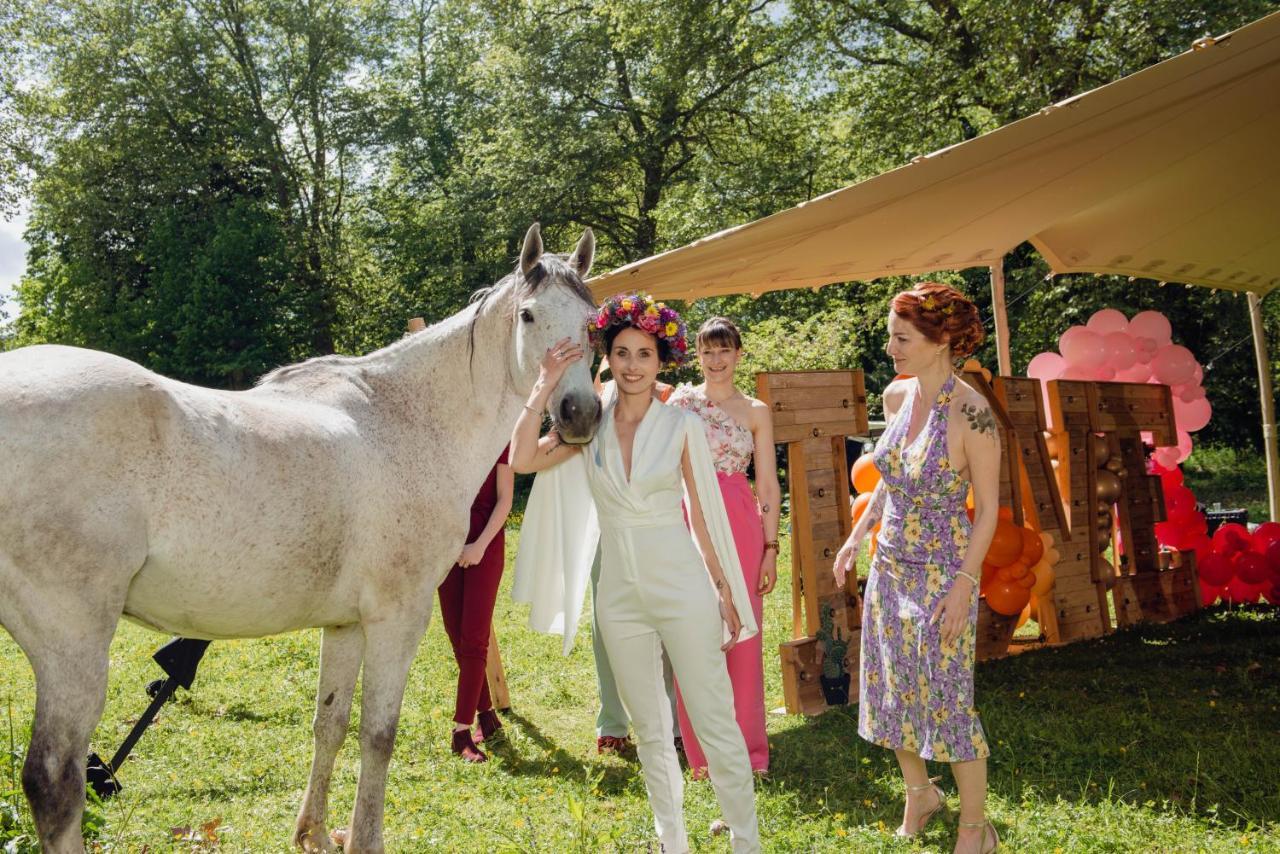 Meunet-Planches Parc De Lesseps Bed & Breakfast エクステリア 写真